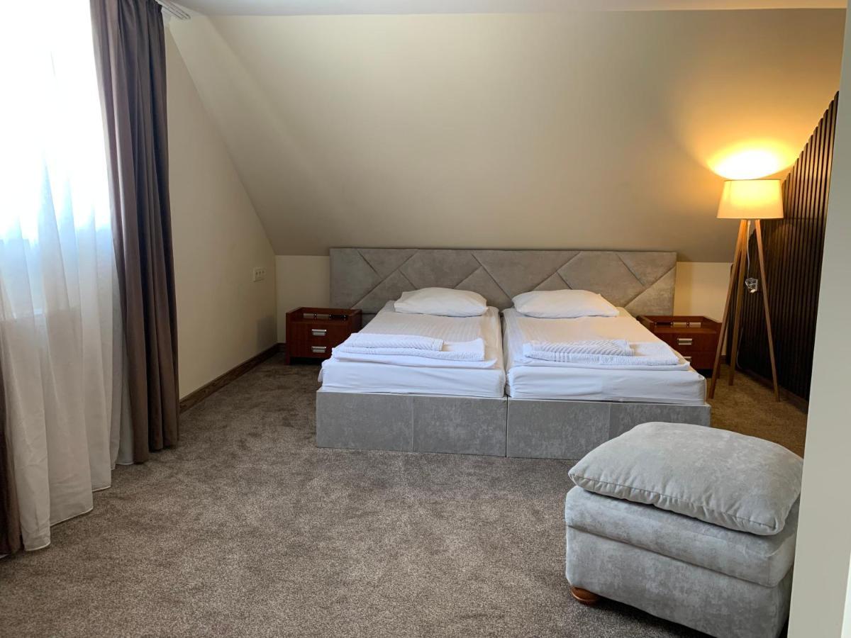 Eduard Hotel Uzhhorod Luaran gambar
