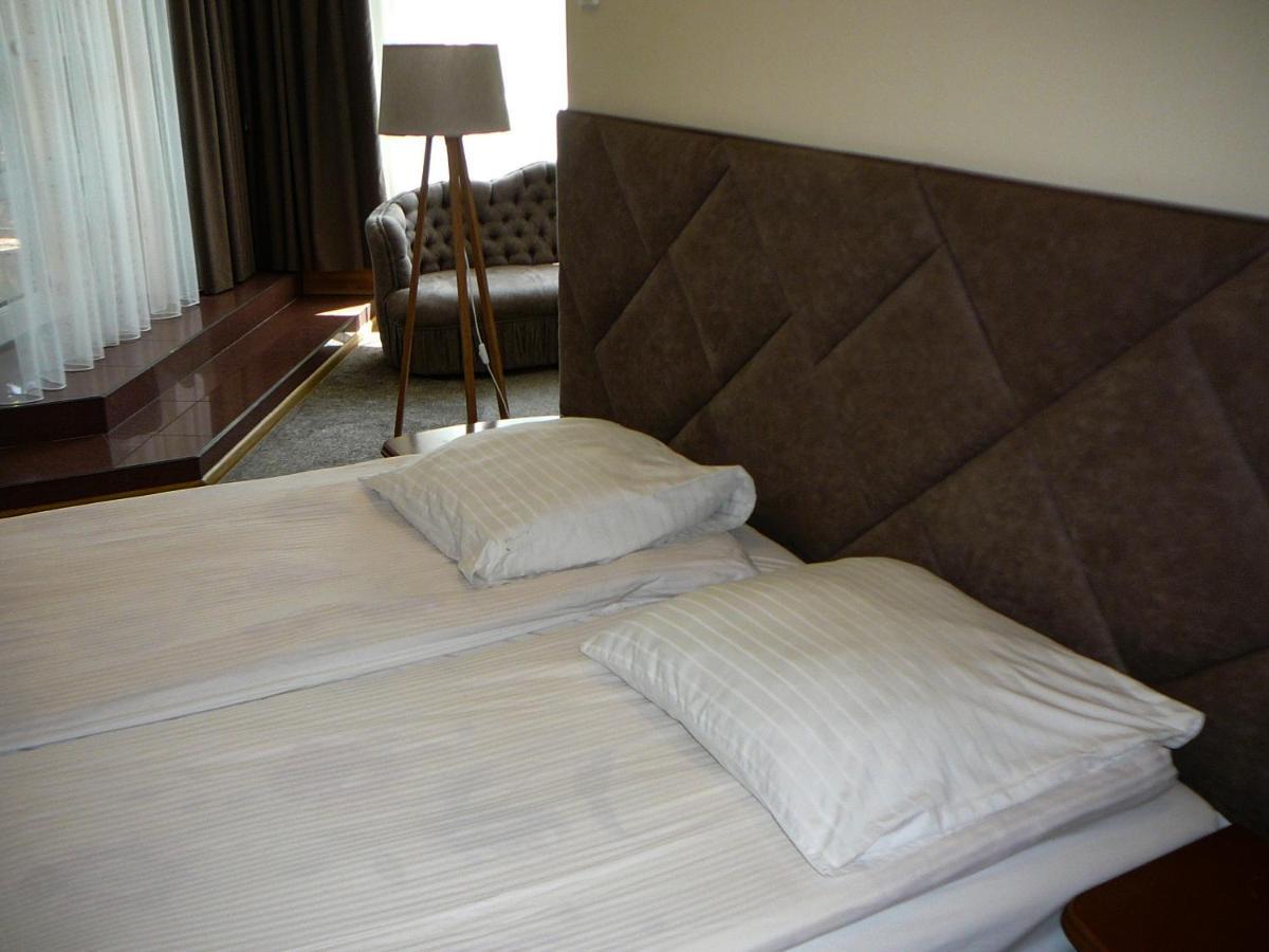 Eduard Hotel Uzhhorod Luaran gambar