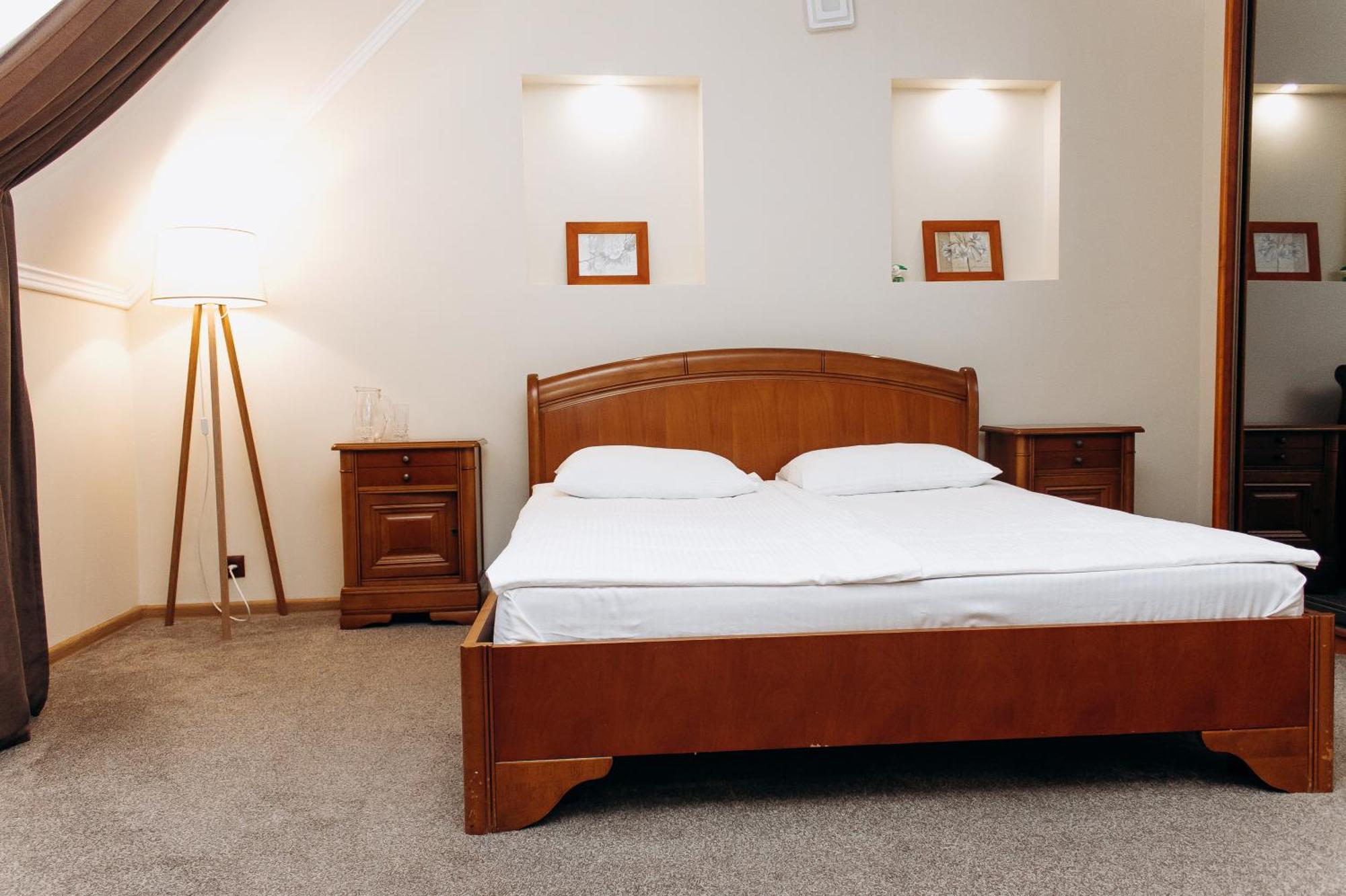 Eduard Hotel Uzhhorod Luaran gambar