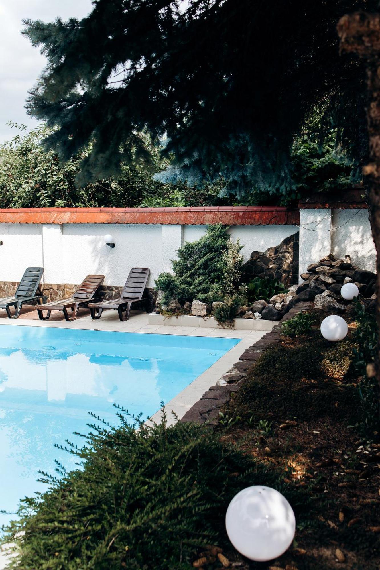 Eduard Hotel Uzhhorod Luaran gambar
