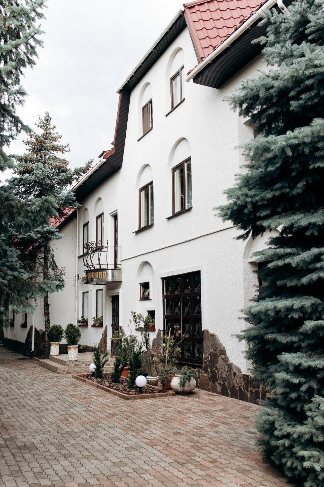 Eduard Hotel Uzhhorod Luaran gambar