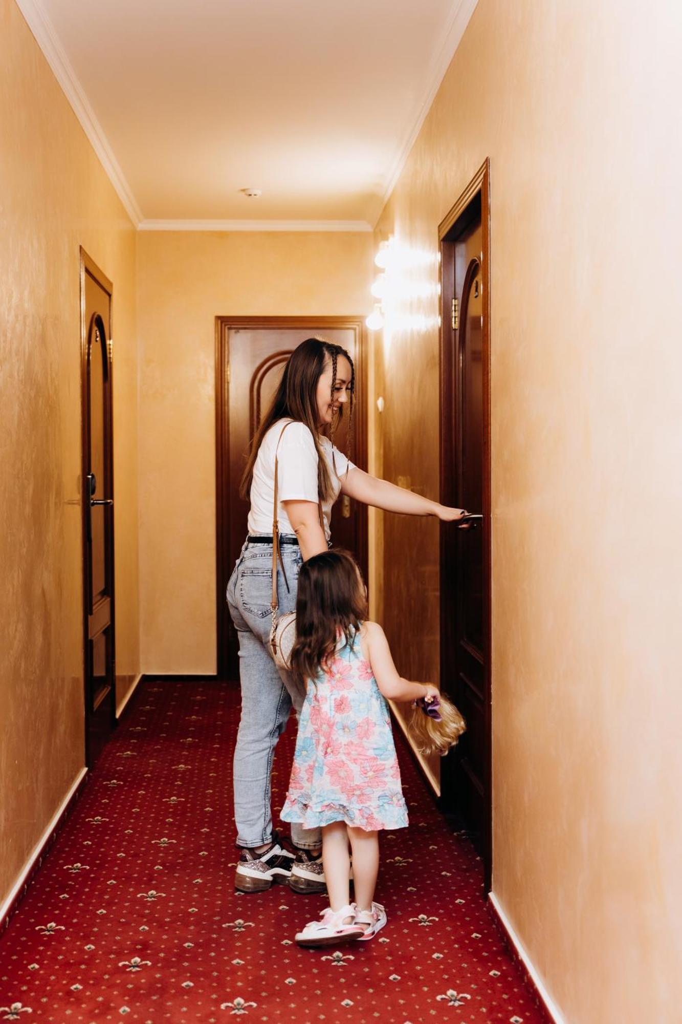 Eduard Hotel Uzhhorod Luaran gambar